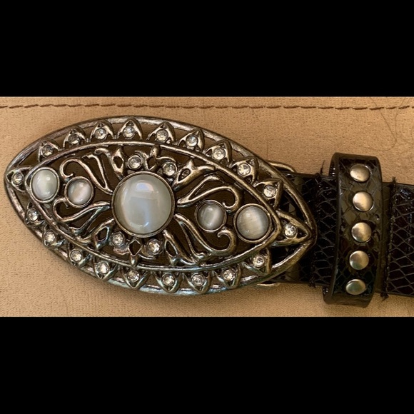 Guess black jeweled belt size small. - Picture 1 of 8